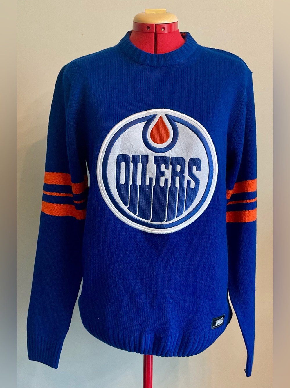 Oilers Crewneck sweater Size Small (NWT)
